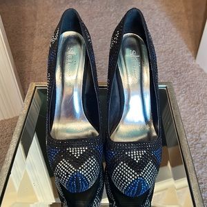 Shi Black Silver and Blue Heels